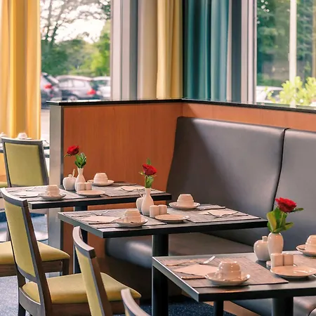 Mercure Frankfurt Sued 4*