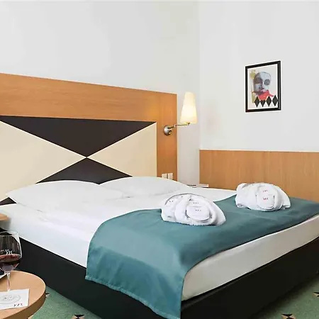 Mercure Frankfurt Sued מלון