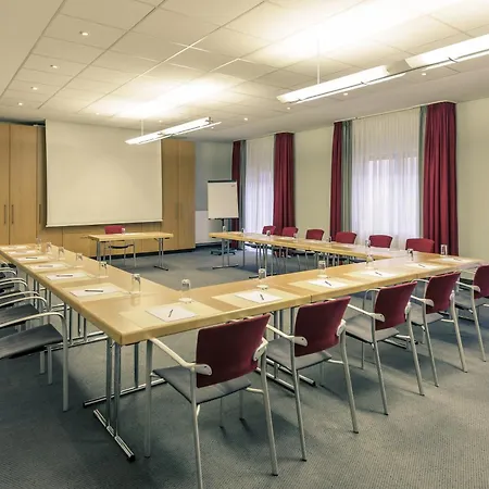 Mercure Frankfurt Sued מלון אסכבורן