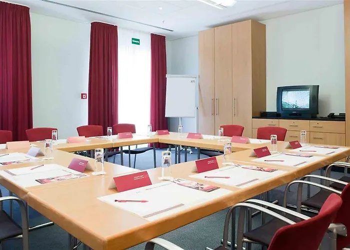 Mercure Frankfurt Sued 4*