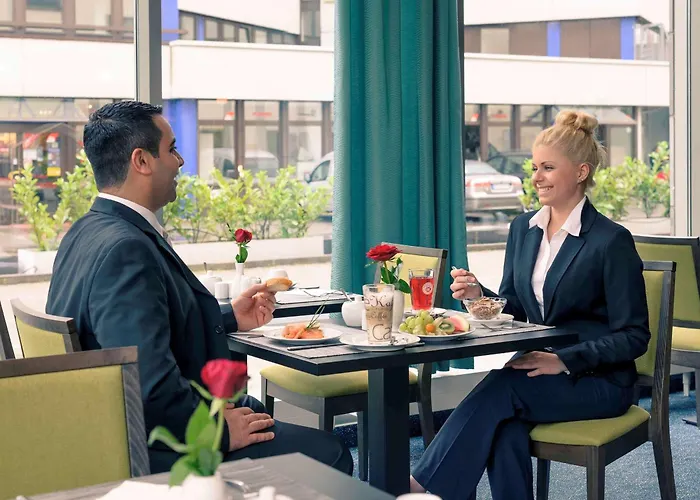 Otel Mercure Frankfurt Sued 4*